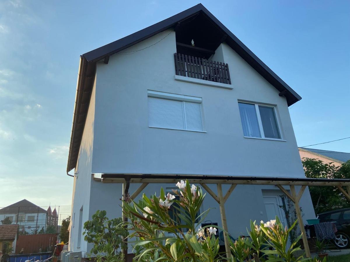 Andrea Apartman Balatonfured Exterior photo