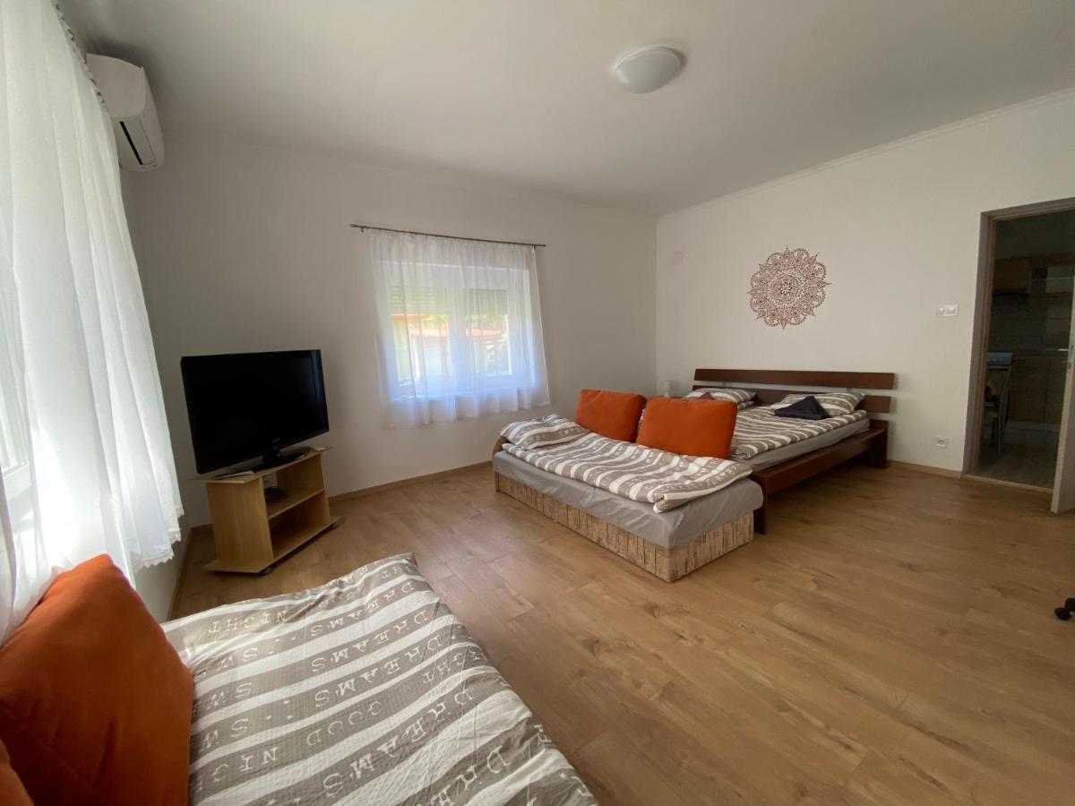 Andrea Apartman Balatonfured Exterior photo